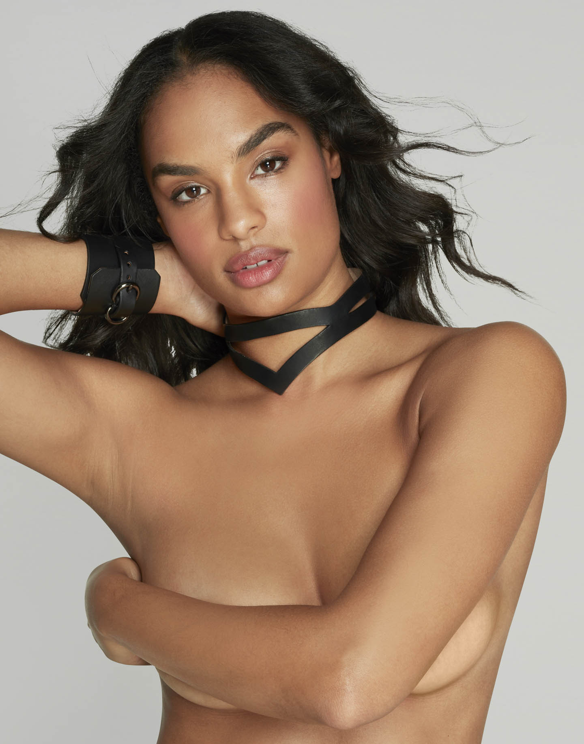 Veronika Leather Single Cuff Black | Agent Provocateur