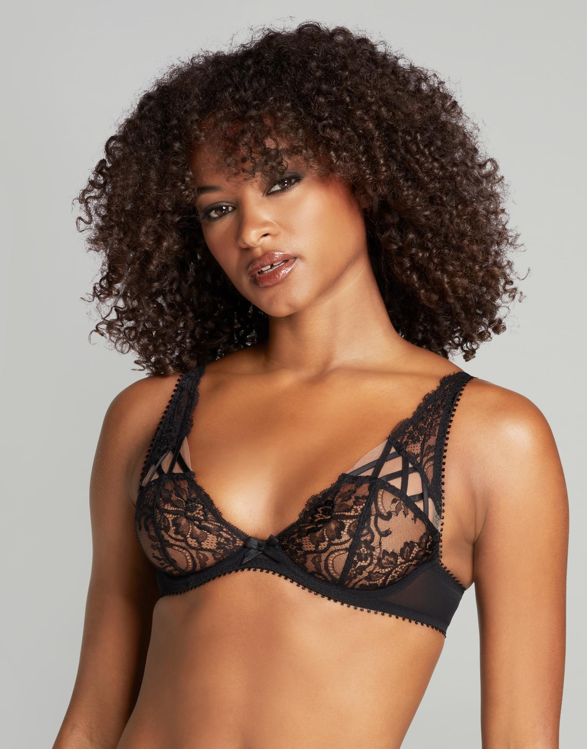 Cordellia High Apex Bra Black | Agent Provocateur