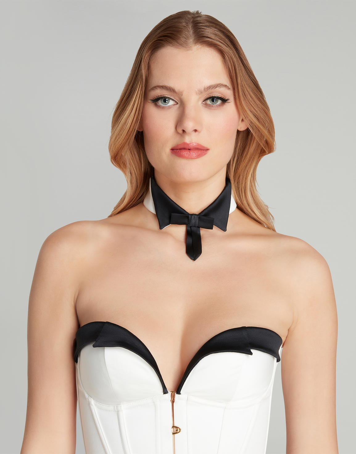 Honie Bow Tie Ivory/Black | Agent Provocateur
