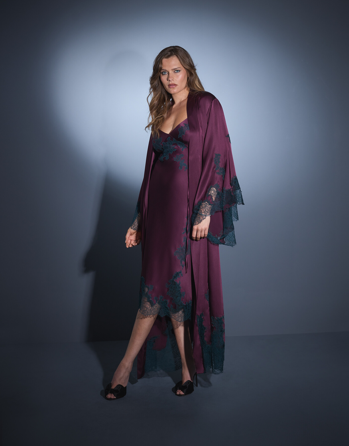 Christi Long Kimono Plum/Dark Green | Agent Provocateur
