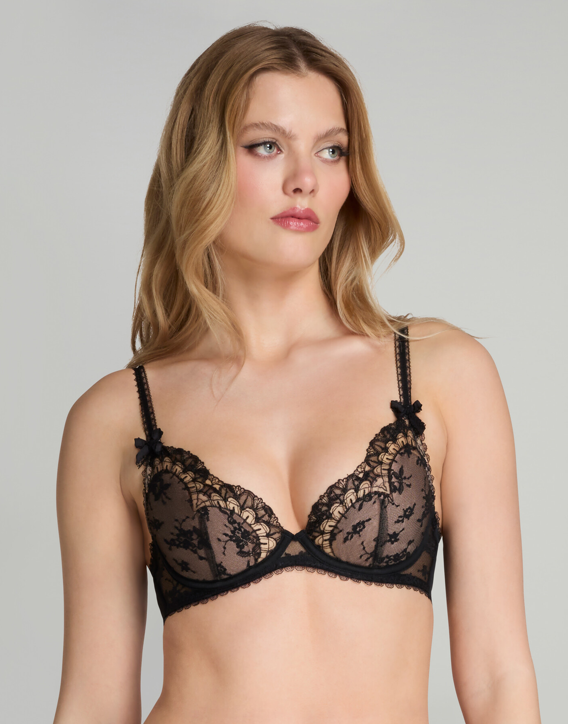 Floria Plunge Underwired Bra Black | Agent Provocateur