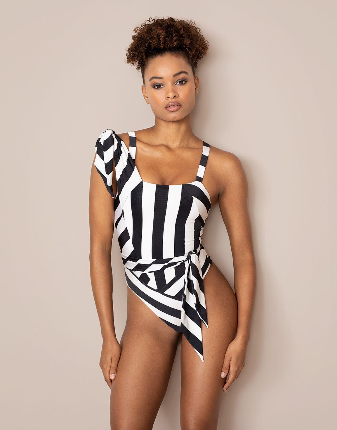 Jonelle Swimsuit Black | Agent Provocateur