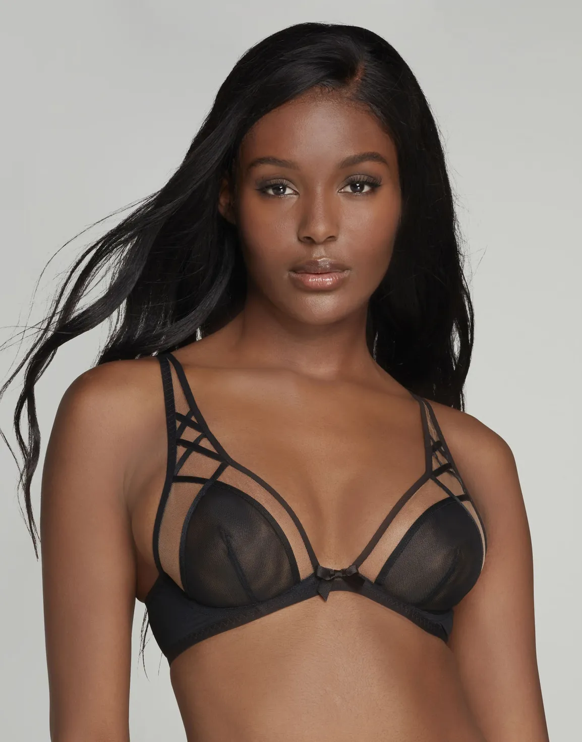 Cherise High Apex Underwired Bra Black | Agent Provocateur