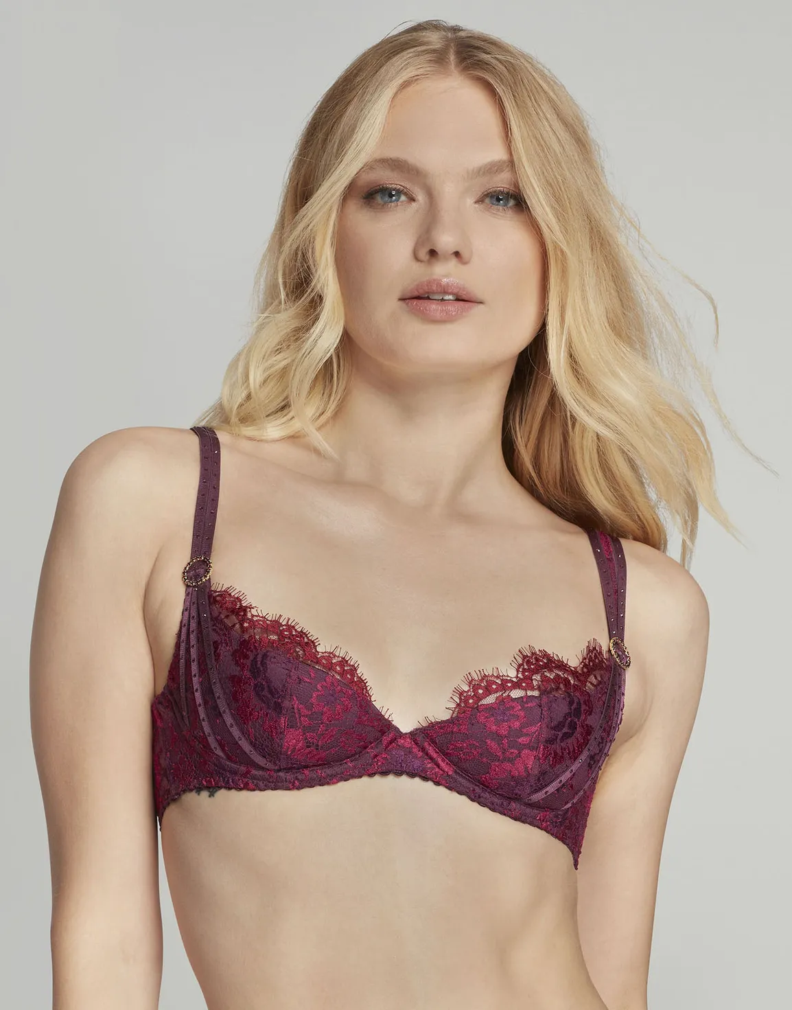 Delora Plunge Underwired Bra Red | Agent Provocateur