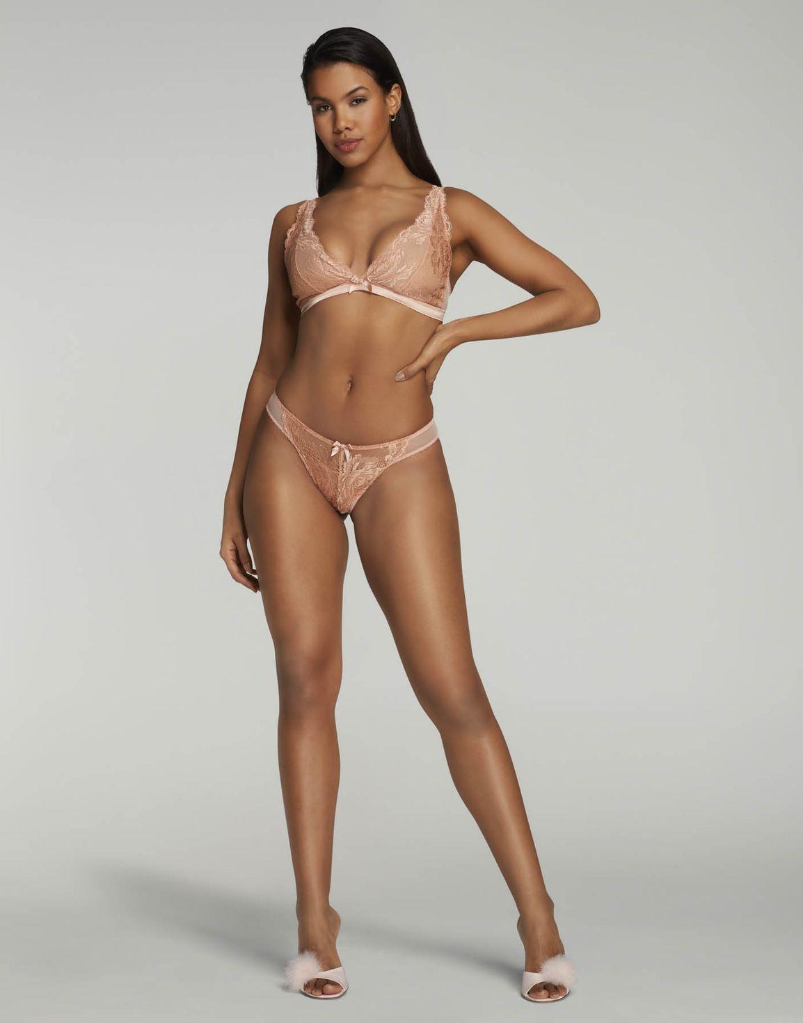 Yara Soft Cup High Apex Bra Praline | Agent Provocateur