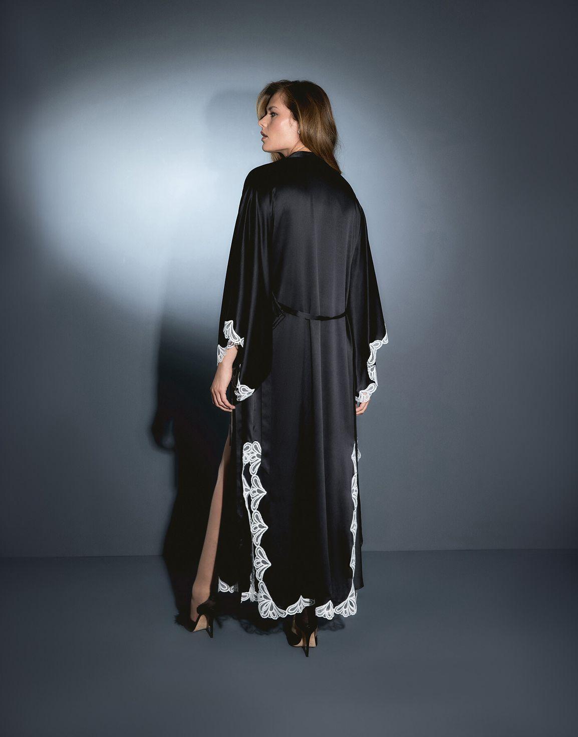 Nelle Long Gown Black/Ivory | Agent Provocateur