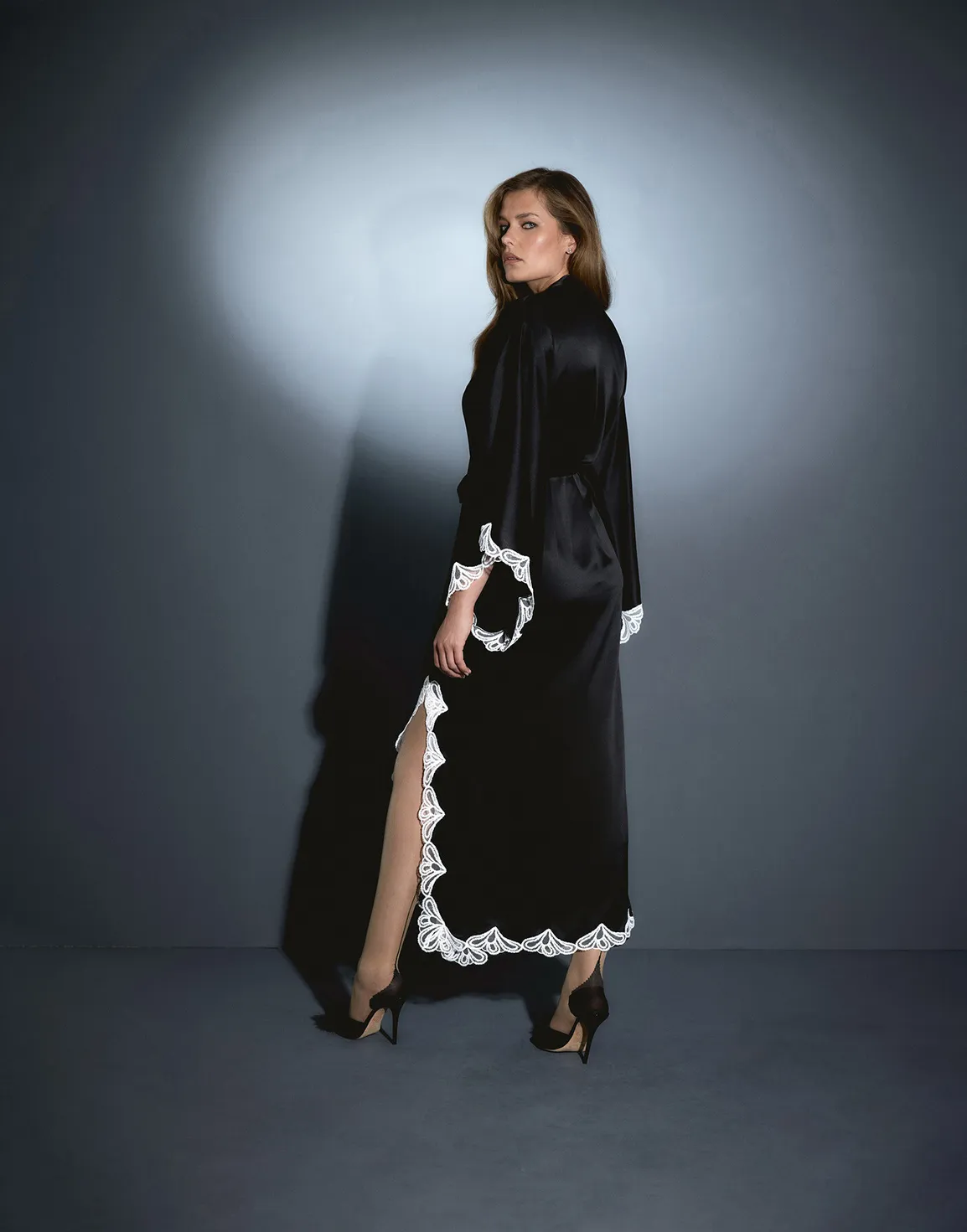 Nelle Long Gown Black/Ivory | Agent Provocateur