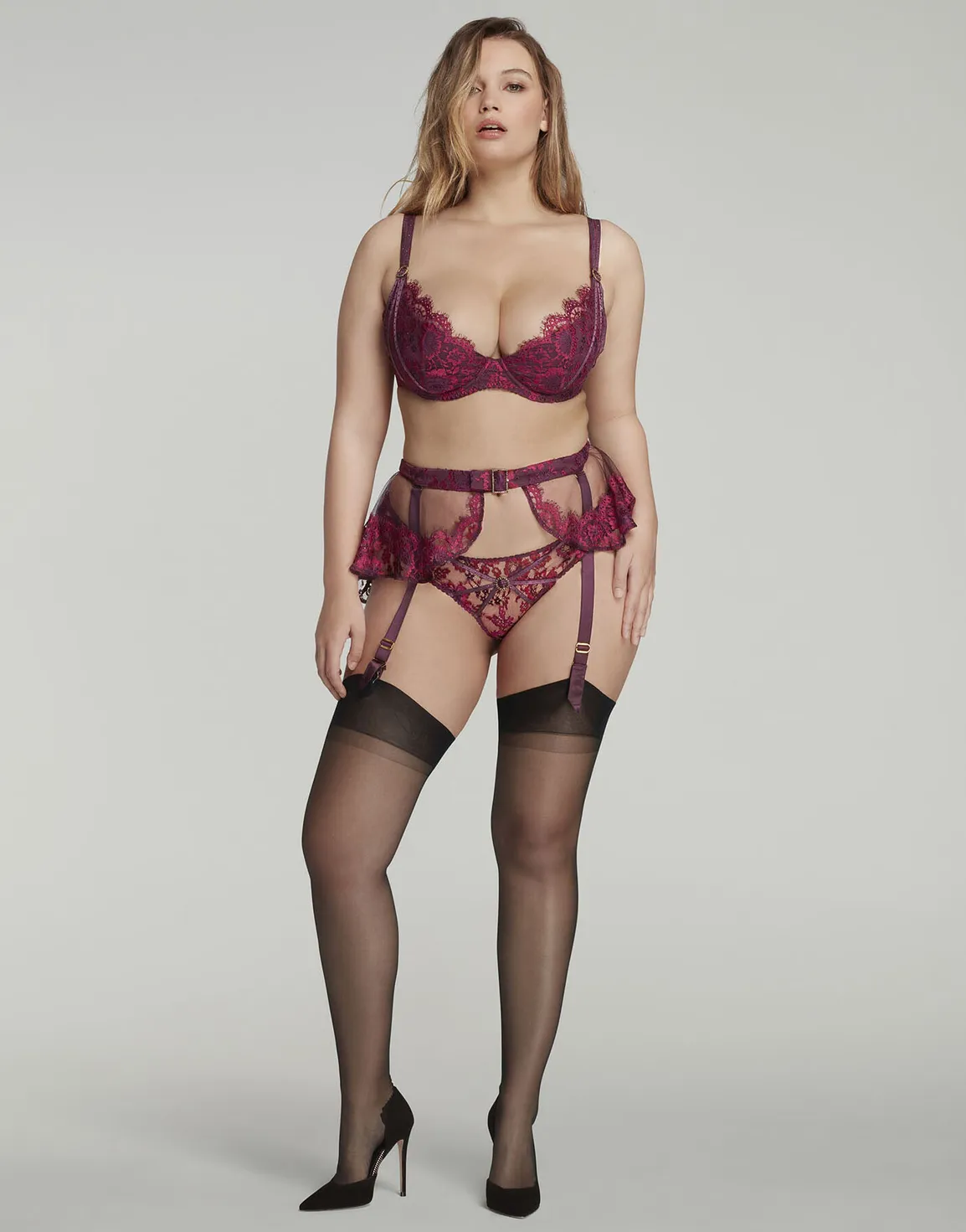 Delora Plunge Underwired Bra Red | Agent Provocateur