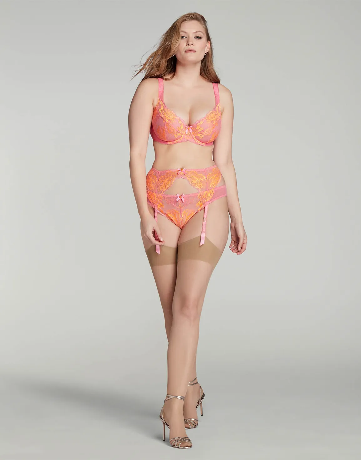 Yara Plunge Underwired Bra Pink | Agent Provocateur