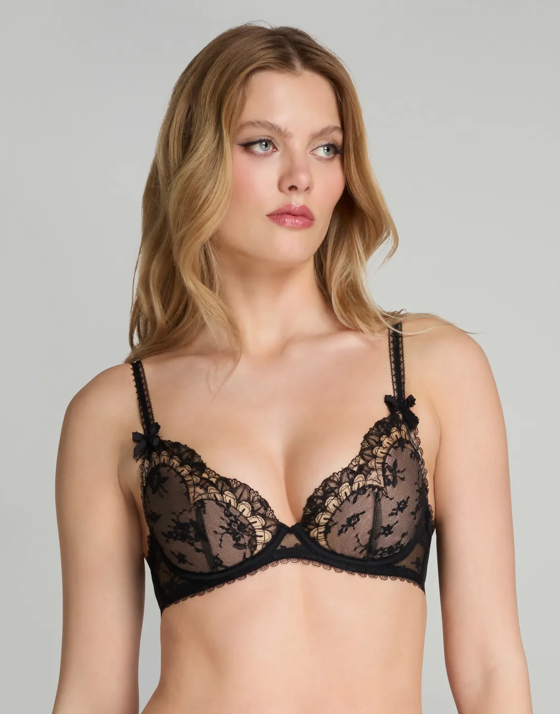 Floria Plunge Underwired Bra Black | Agent Provocateur