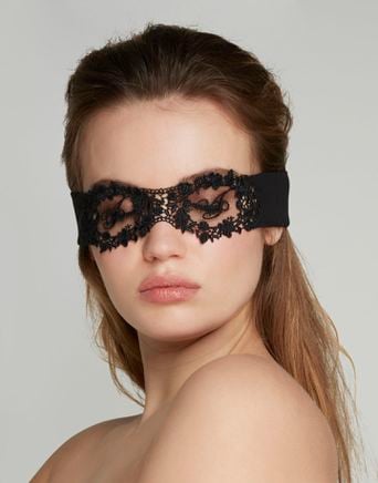 AGENT PROVOCATEUR EMBROIDERED EYEMASK BLACK BNWT 