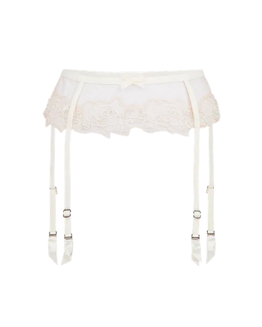 Lindie Suspender Ivory | Agent Provocateur