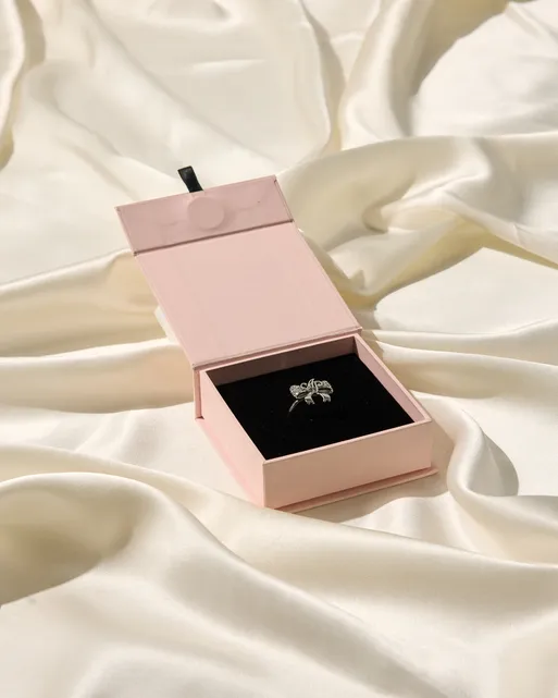 Brietta Ring Silver/Crystal | Agent Provocateur
