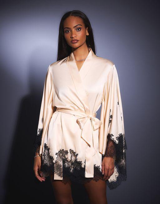 Christi Short Kimono in Ivory | Agent Provocateur