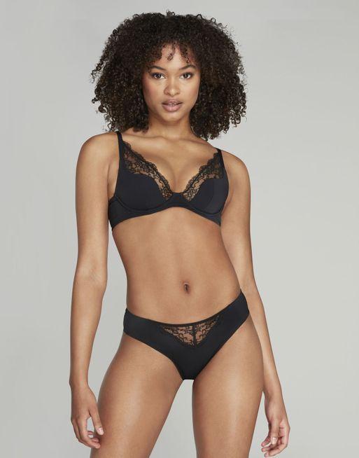 Brigette Padded High Apex Underwired Bra in Black