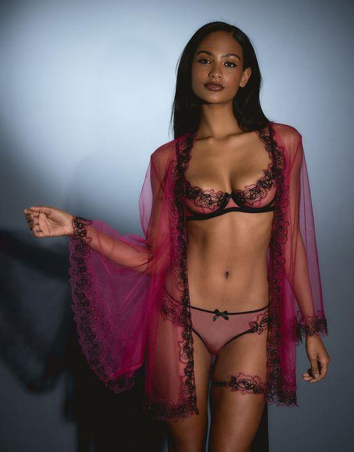 Lindie Short Dressing Gown in Fuchsia/Black | By Agent Provocateur